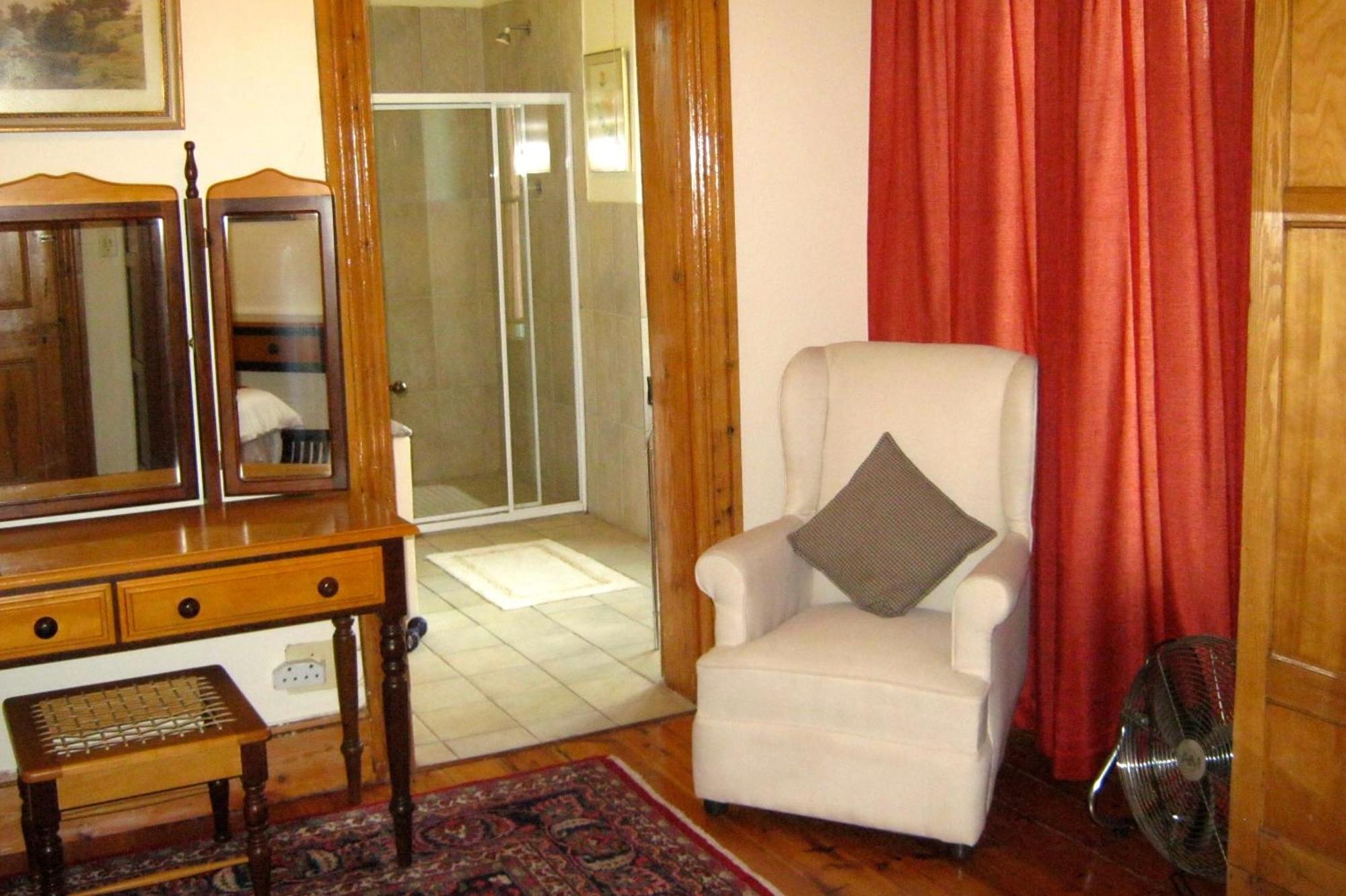 Ladismith Manor Hotel Ruang foto